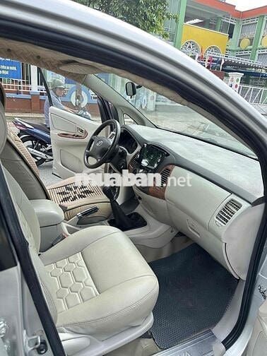 Toyota Innova 2008 G - 278532 km