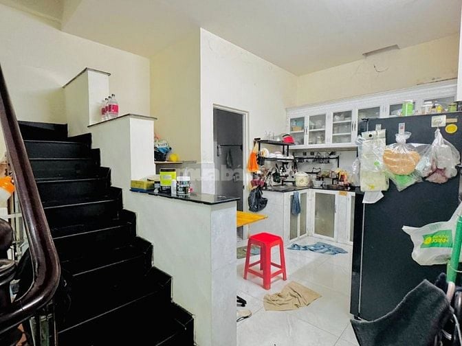 NGUYỄN THỊ THẬP, CHỈ 4,2TỶ, DT 40M2, NHÀ ĐẸP, HẺM ÔTÔ KẾ BÊN,GẦN LOTTE