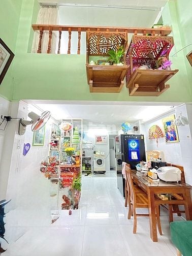 Bán Nhà Đẹp Nở Hậu Sư Vạn Hạnh Hẻm 3M 3 Tầng 3 Phòng Ngủ 4.9 tỷ