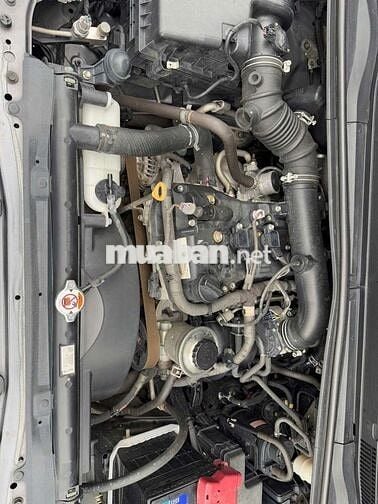 Toyota Innova 2017 2.0E số sàn, màu xám,1 chủ