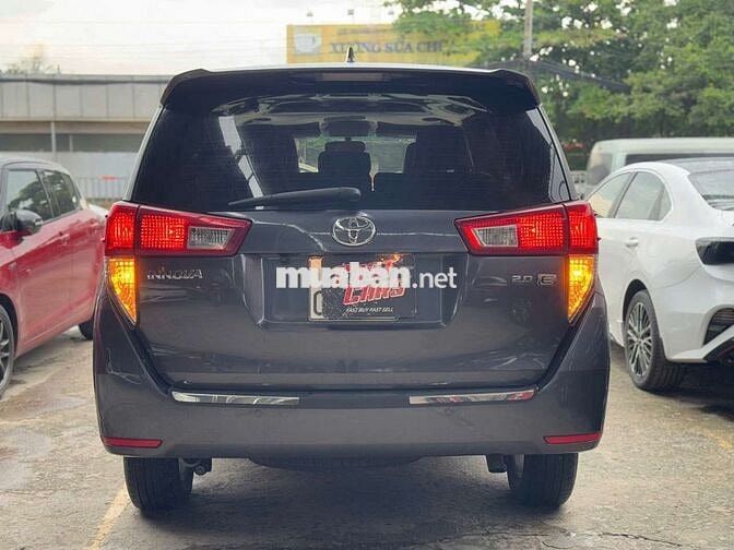 Toyota Innova 2017 2.0E số sàn, màu xám,1 chủ