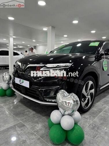 VinFast VF8 Eco 2023 - 749 Triệu