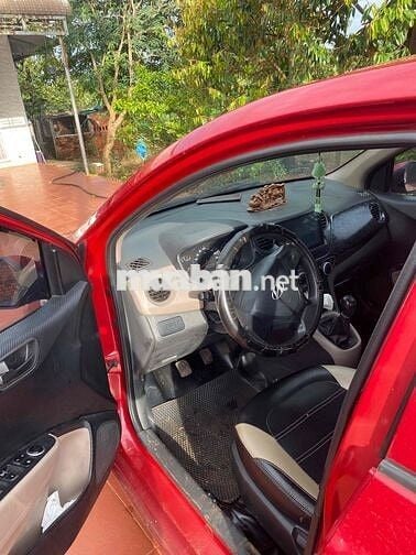 Hyundai Grand i10 2016 Sedan 1.2 Base - 12345 km