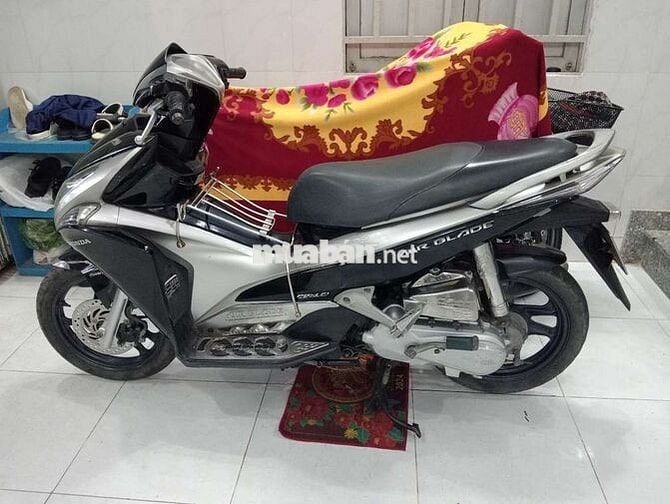 Dư xe Ab 2012  chùm mền ít chạy rin nguyên mới 98%