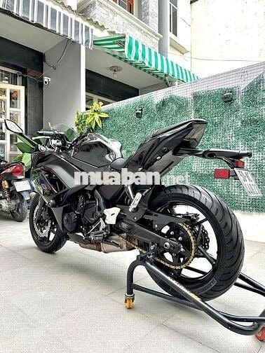Bán Kawasaki Ninja 650 lướt đăng ký 2020 biển SG