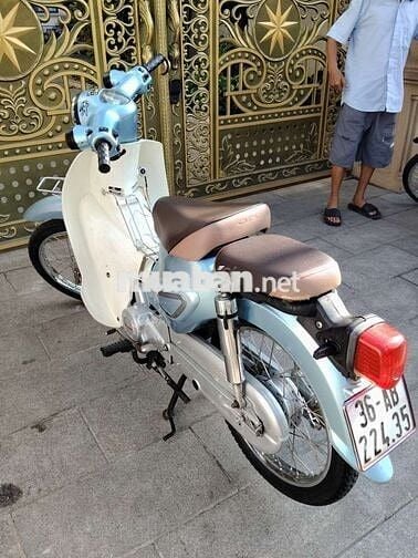 Nhà có con super Cub 50cc đời 2022 cần bán