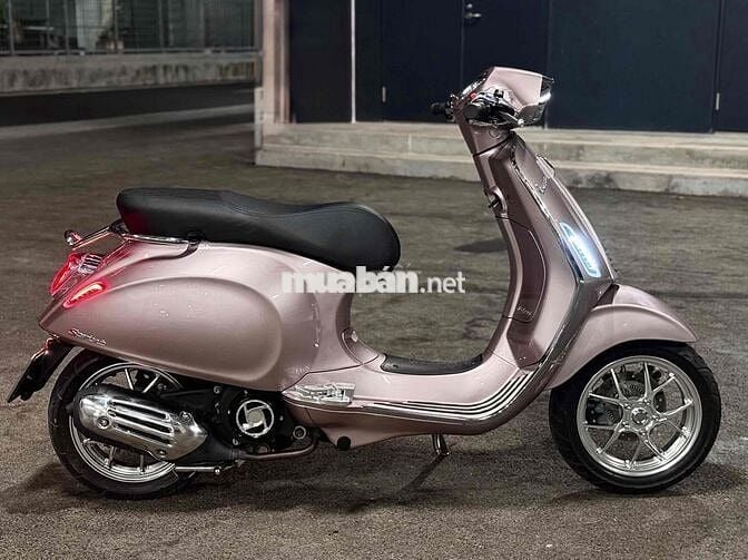 Vespa Sprint TFT 125 Hồng Porsche full đồ chơi
