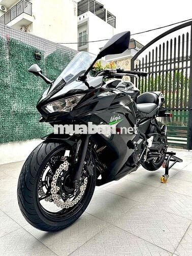 Bán Kawasaki Ninja 650 lướt đăng ký 2020 biển SG
