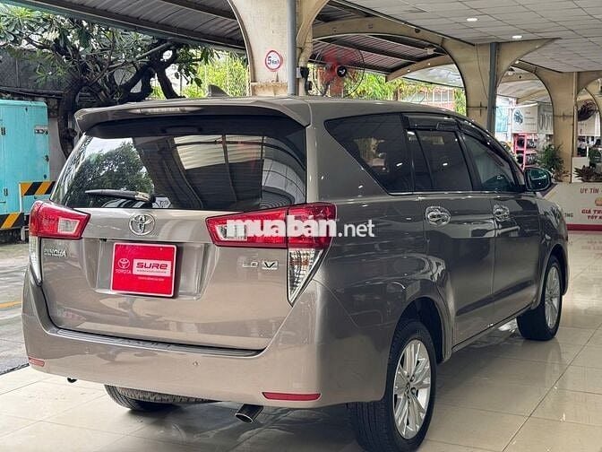 Toyota Innova 2.0V 2017 - 125470 km