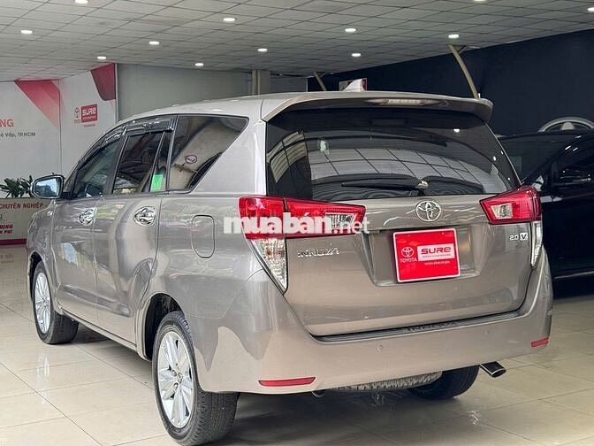 Toyota Innova 2.0V 2017 - 125470 km