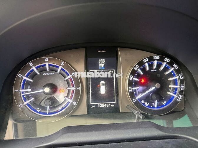 Toyota Innova 2.0V 2017 - 125470 km