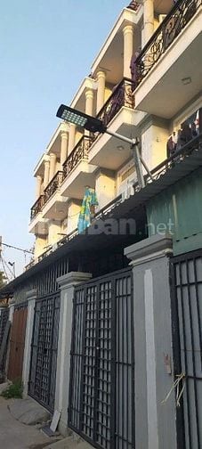 Bán gấp 6 căn nhà phố xây đồng bộ QL 13 Phường hiệp bình phước TP Thủ 
