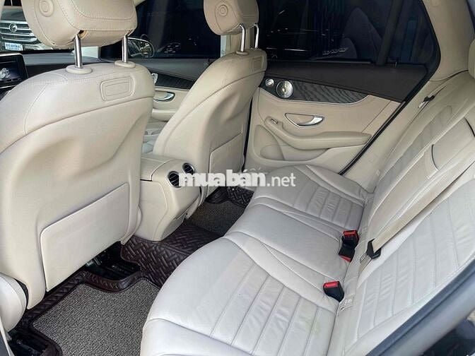 ✅GLC300 4MATIC sx 2018 - 104,000 km