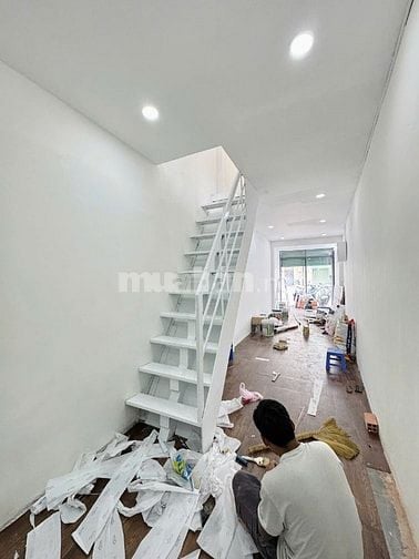 HOT cho thuê MT đường Trần Quang Diệu Phường 14, Quận 3