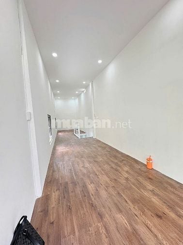 HOT cho thuê MT đường Trần Quang Diệu Phường 14, Quận 3