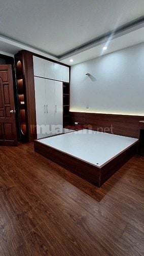 Chính chủ bán nhà Xã Đàn giá 8,5 Tỷ, 38m x6T. Mặt tiền 4m. Ngõ thông