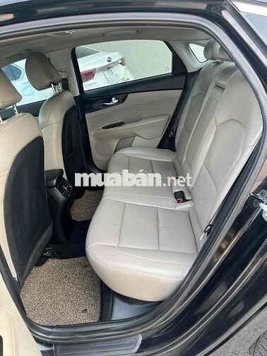 bán xe Cerato 1.6 luxury 2020 cực chất