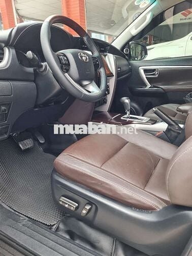 TOYOTA FORTUNER 2 4G,máy dầu,tựđộng,2020,ZINĐEP95%