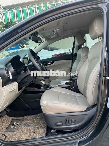 bán xe Cerato 1.6 luxury 2020 cực chất