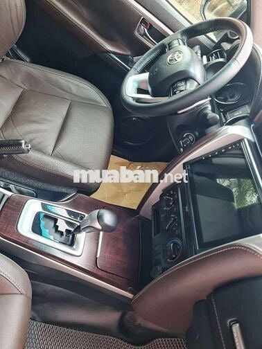 TOYOTA FORTUNER 2 4G,máy dầu,tựđộng,2020,ZINĐEP95%