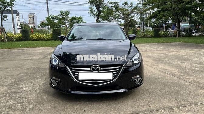 Mazda 3 2015 1.5 AT Sedan - 137000 km