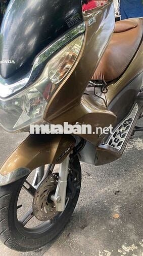 PCX 125 máy êm thì thầm, áo còn dán keo