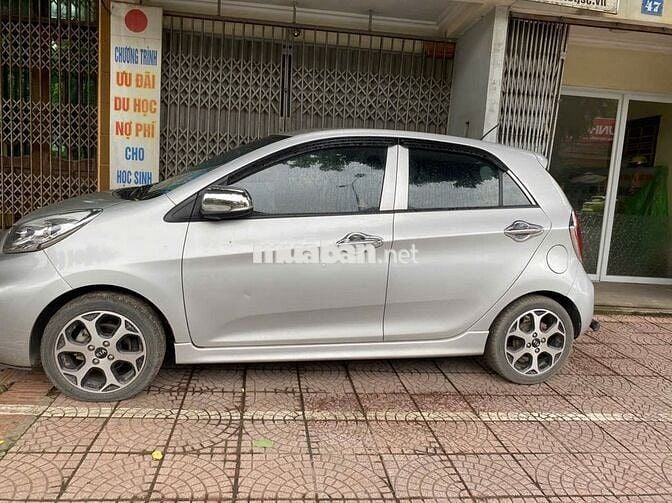 Kia Morning 2015 Si 1.25 MT màu bạc, 25.000 km