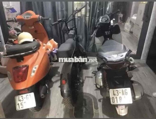 Dư con vespa primavera cần bán gấp