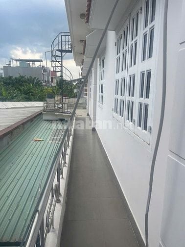 Cho thuê nhà nguyên căn đường nhựa 10m, KDC yên tĩnh