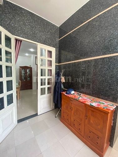 Bán nhà trệt lầu 67 E đường 2 long trường.