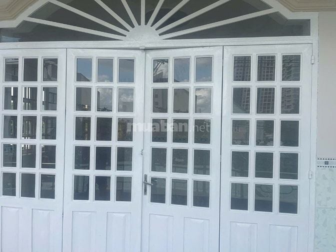 Cho thuê nhà nguyên căn đường nhựa 10m, KDC yên tĩnh