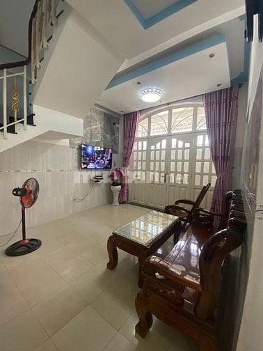 Bán nhà trệt lầu 67 E đường 2 long trường.