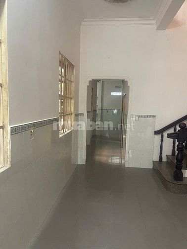 Cho thuê nhà nguyên căn đường nhựa 10m, KDC yên tĩnh