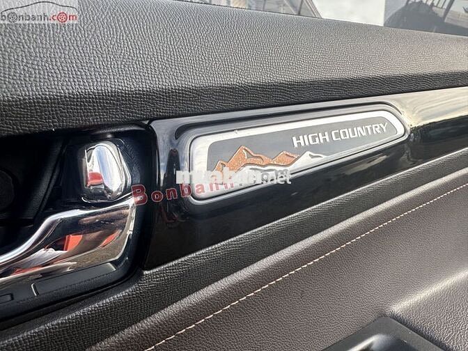 Chevrolet Colorado High Country 2.5L 4x4 AT 2019