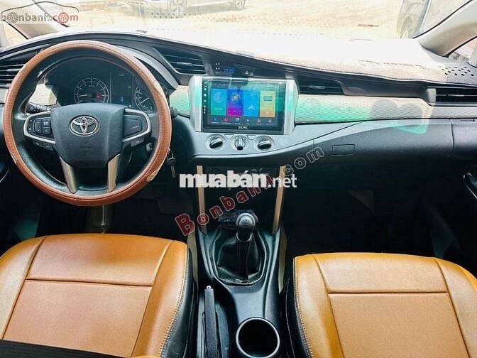 Toyota Innova 2.0E 2018 - 418 Triệu