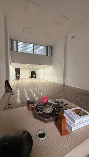 GIẢM NGAY 5 TỶ TÒA NHÀ VĂN PHÒNG MẶT PHỐ VIP QUẬN BA ĐÌNH – VỈA HÈ ĐÁ