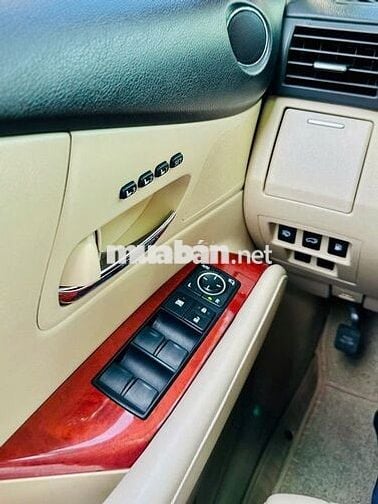 CHÍNH CHỦ BÁN: Lexus RX 350 AWD Model 2011 rất mới