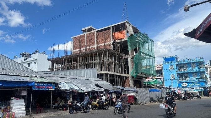 Bán nhà góc 2 mặt tiền đường Ngô Quyền, Chợ Cái Vồn, Vĩnh Long