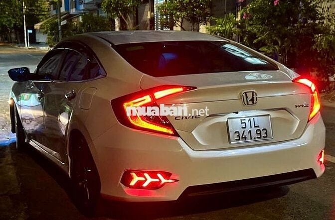 CHÍNH CHỦ BÁN: HONDA Civic 1.8G Cuối 2020 rất mới