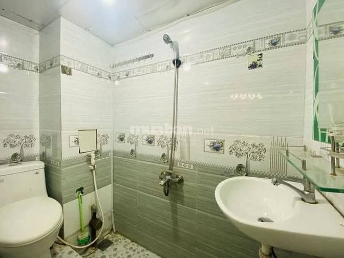 Cho thuê phòng trọ máy lạnh an ninh sạch sẽ Linh Xuân T.Đức