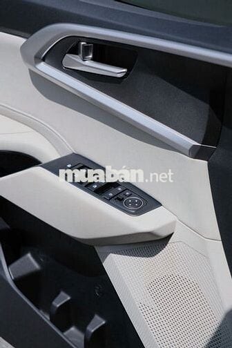Kia Carens 1.5G Luxury 2023 - 23000 km