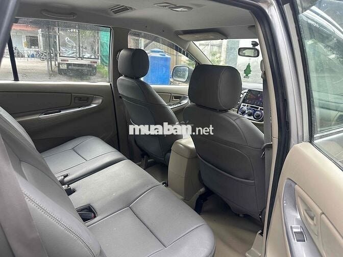 Bán xe Toyota Innova 2014