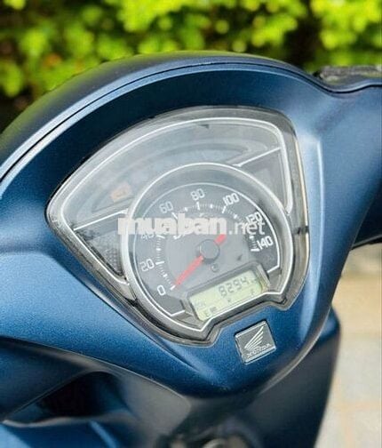 em cần bán vison 2022 máy zin