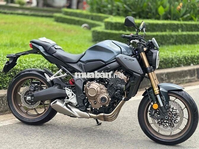 CB650 2024 vin 2023 odo 800km xám chì
