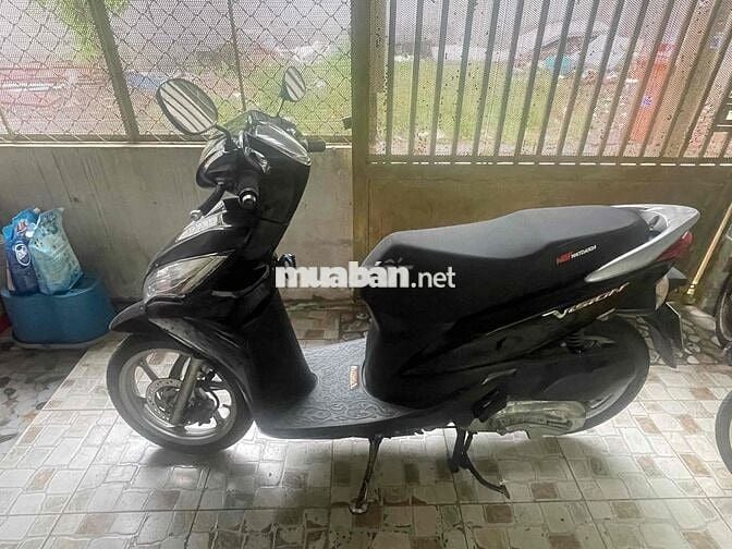 Bán xe vision màu đen, đời 2013, chính chủ, nữ đi