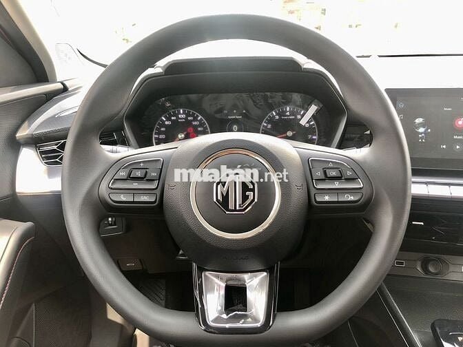 MG MG5 2024