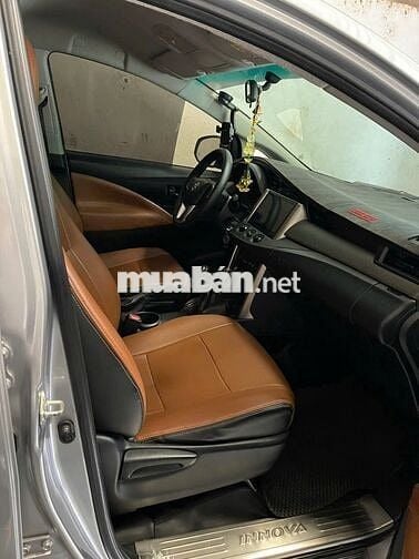 Bán xe Innova 2.0 e 2018 chính chủ nguyên bản
