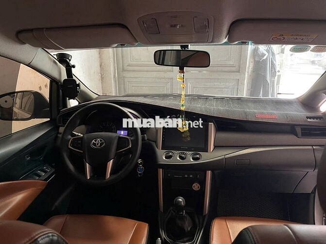 Bán xe Innova 2.0 e 2018 chính chủ nguyên bản