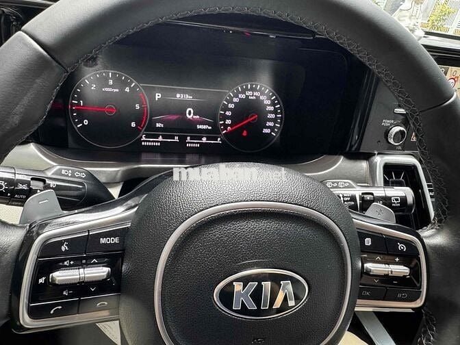 Sorento 2.2D luxury lăn bánh cuối 2021
