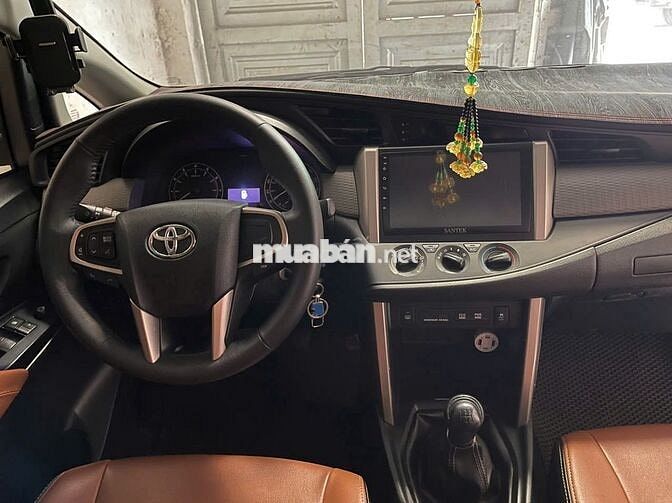 Bán xe Innova 2.0 e 2018 chính chủ nguyên bản